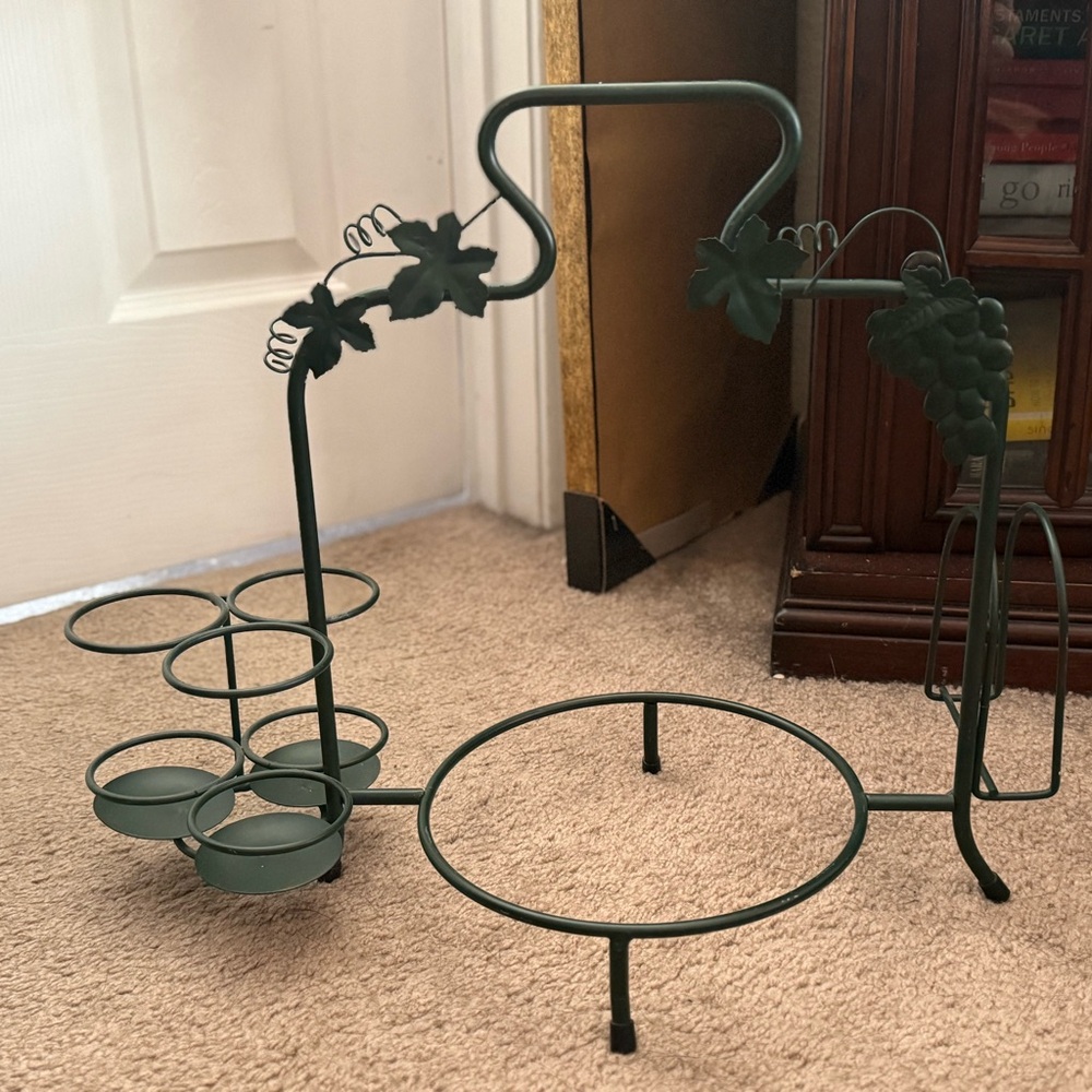 Vineyard Metal Buffet Rack - Picture 2 of 8